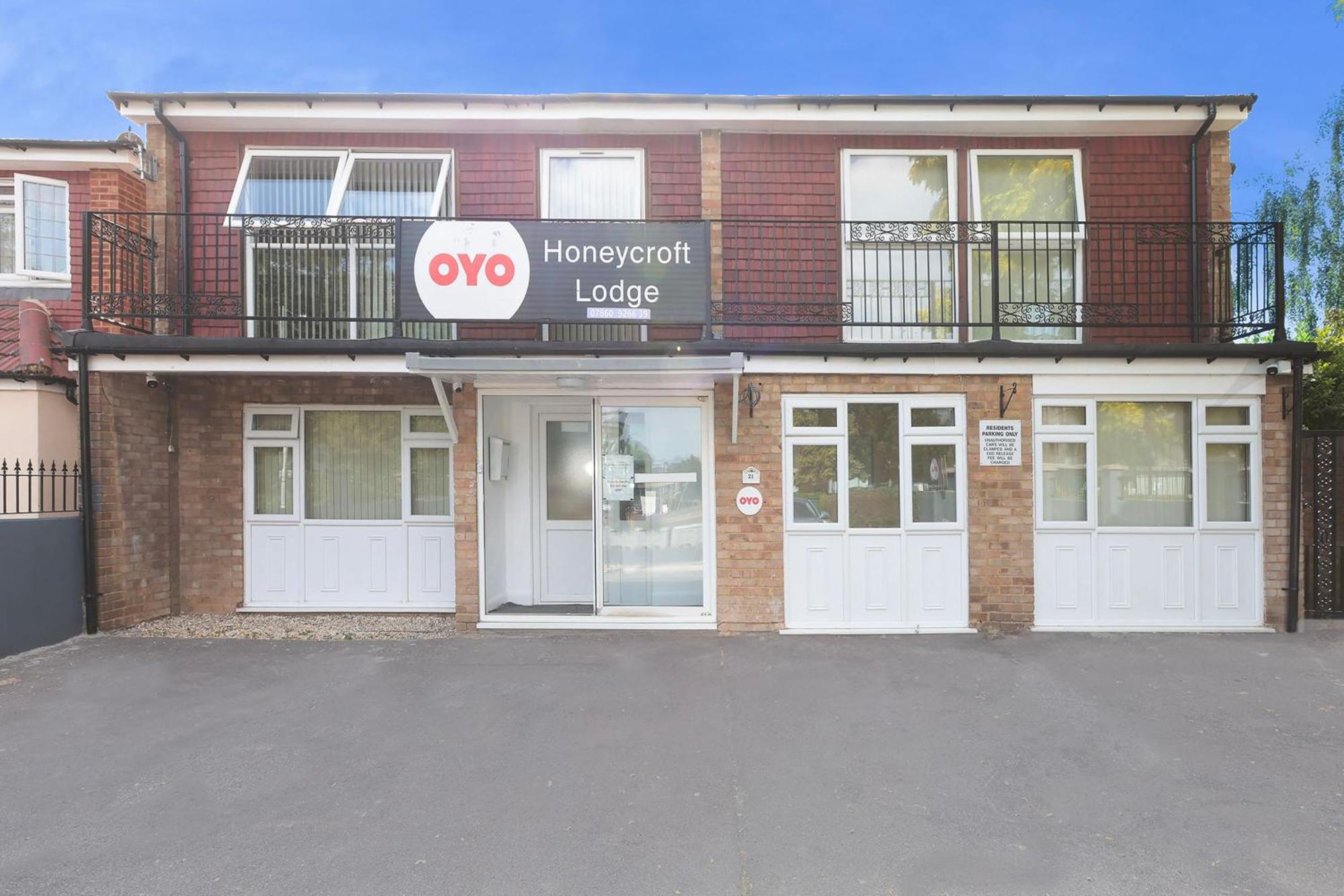 Oyo Honeycroft Lodge Uxbridge Esterno foto